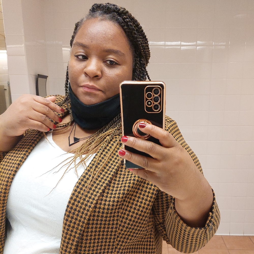 Meet your Posher, Racheal